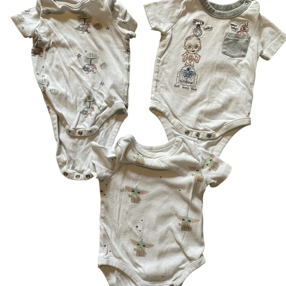 GAP Other - Baby GAP 3-6 months Star Wars Baby Onesies Set - White and Gray